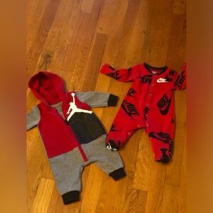 ❤️2 NIKE SETS❤️